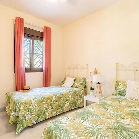 Apartment Oleholidays Hacienda Del Sol Beachside Luxury