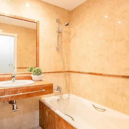 Apartment Oleholidays Hacienda Del Sol Beachside Luxury